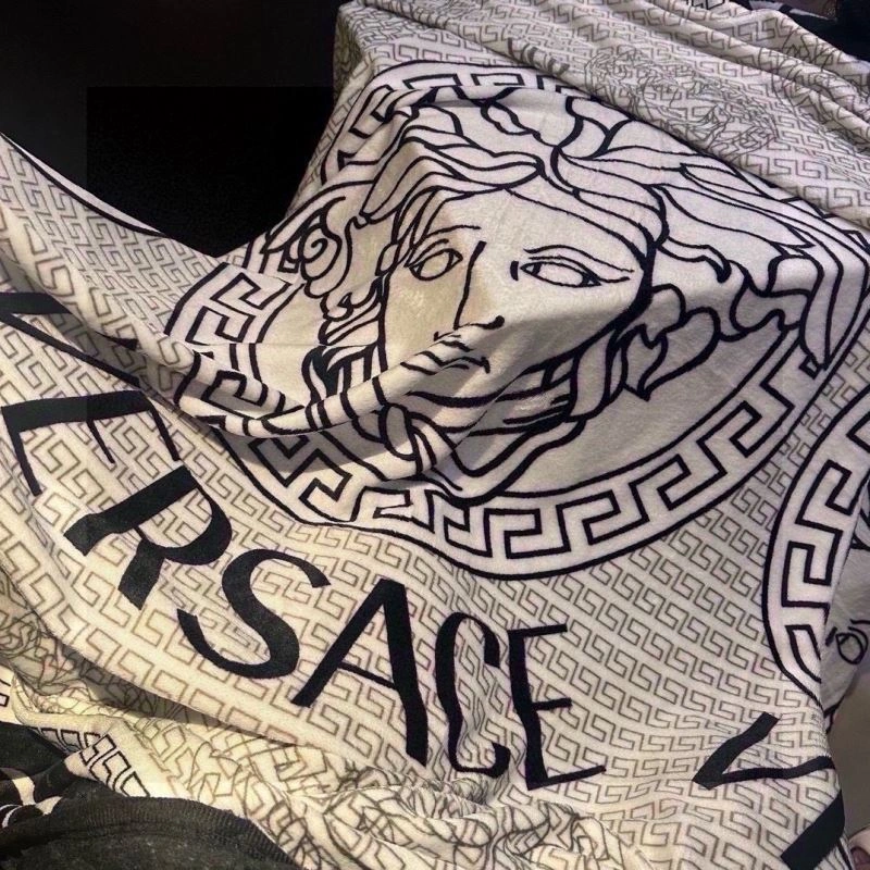 Breathable Versace Blanket 256532