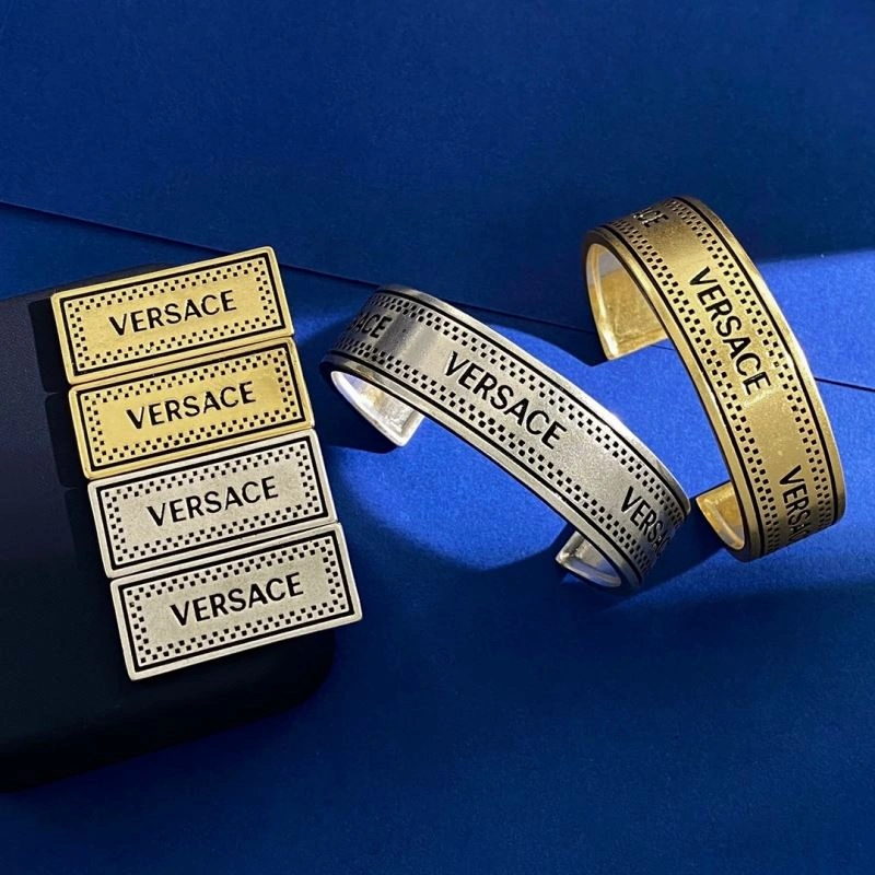 Elegant Versace Bracelets 212817