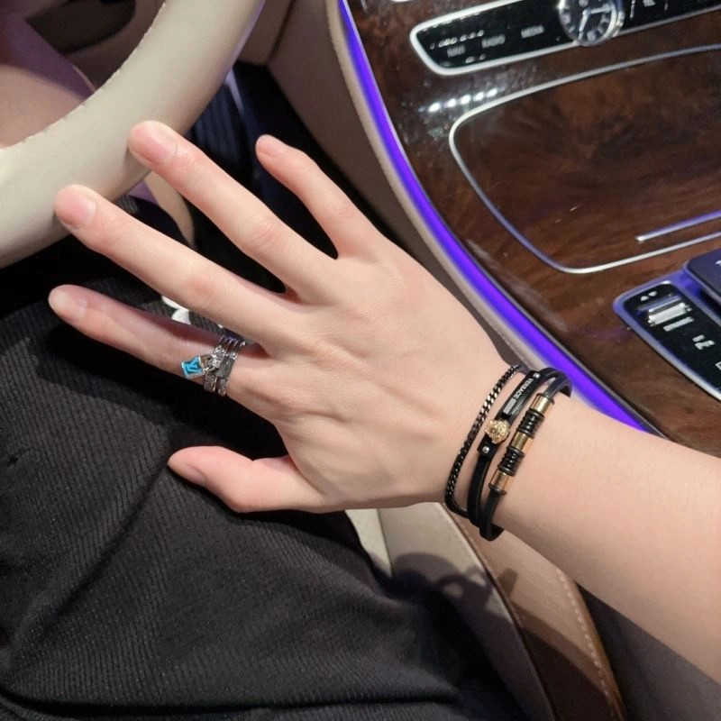Versace Bracelets Fashionable 212787