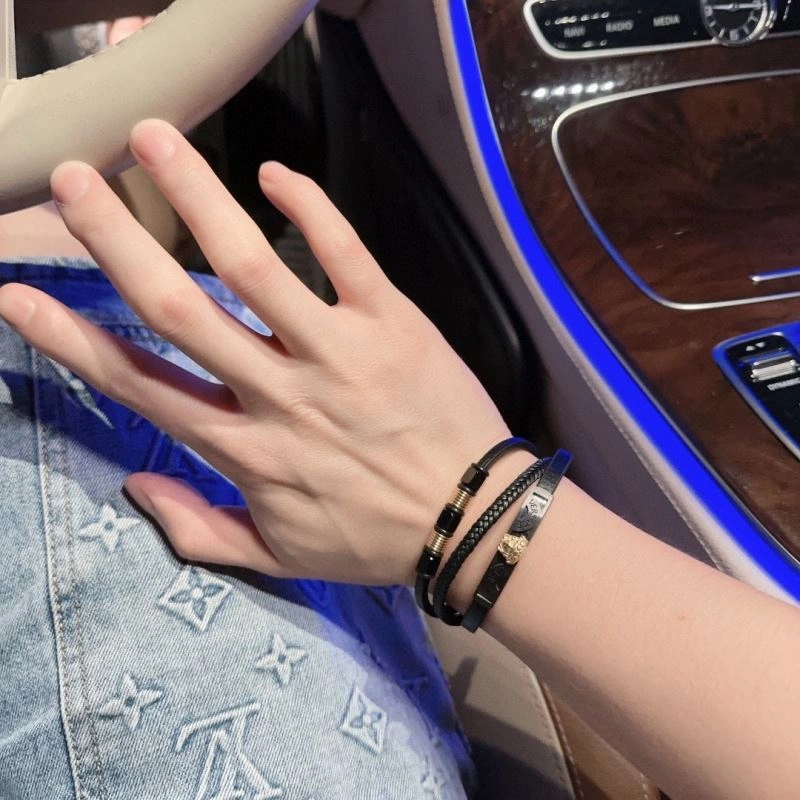 Versace Bracelets WrinkleFree 212788