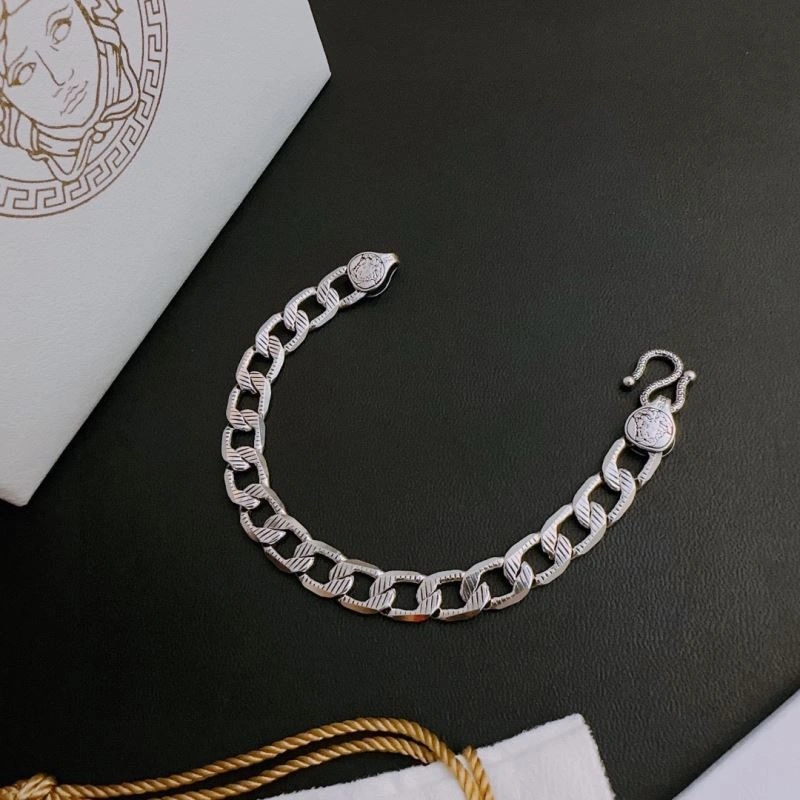 Versace Bracelets FashionForward 212515