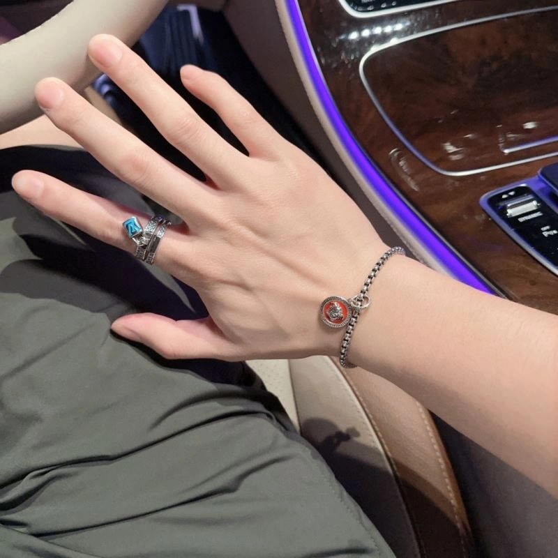 Sleek Versace Bracelets 211630