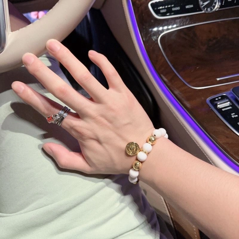 Reliable Versace Bracelets 211637