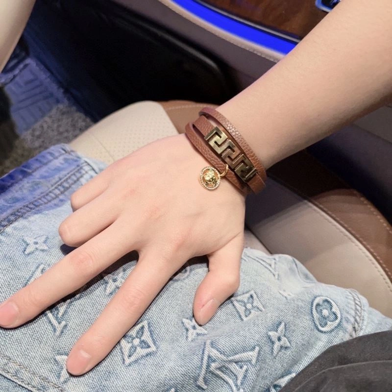 Premium Versace Bracelets 211623