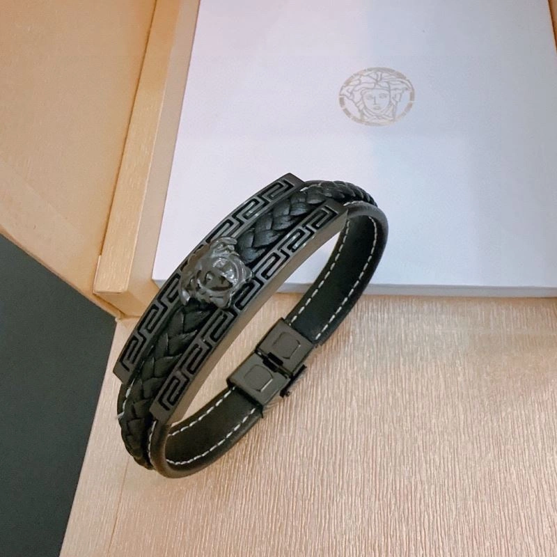 Versace Bracelets Sustainable 211020