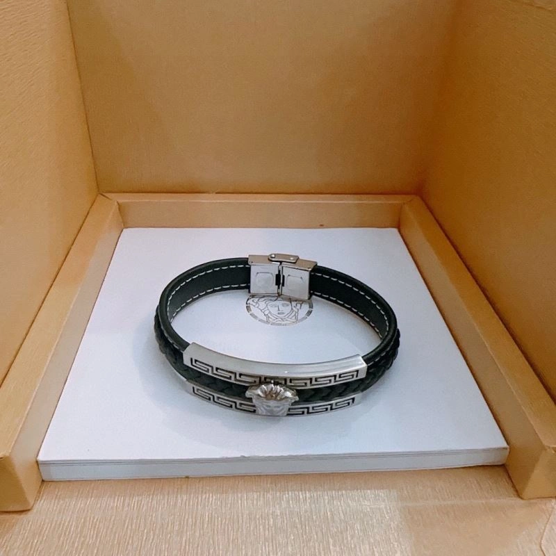 Casual Versace Bracelets 211023