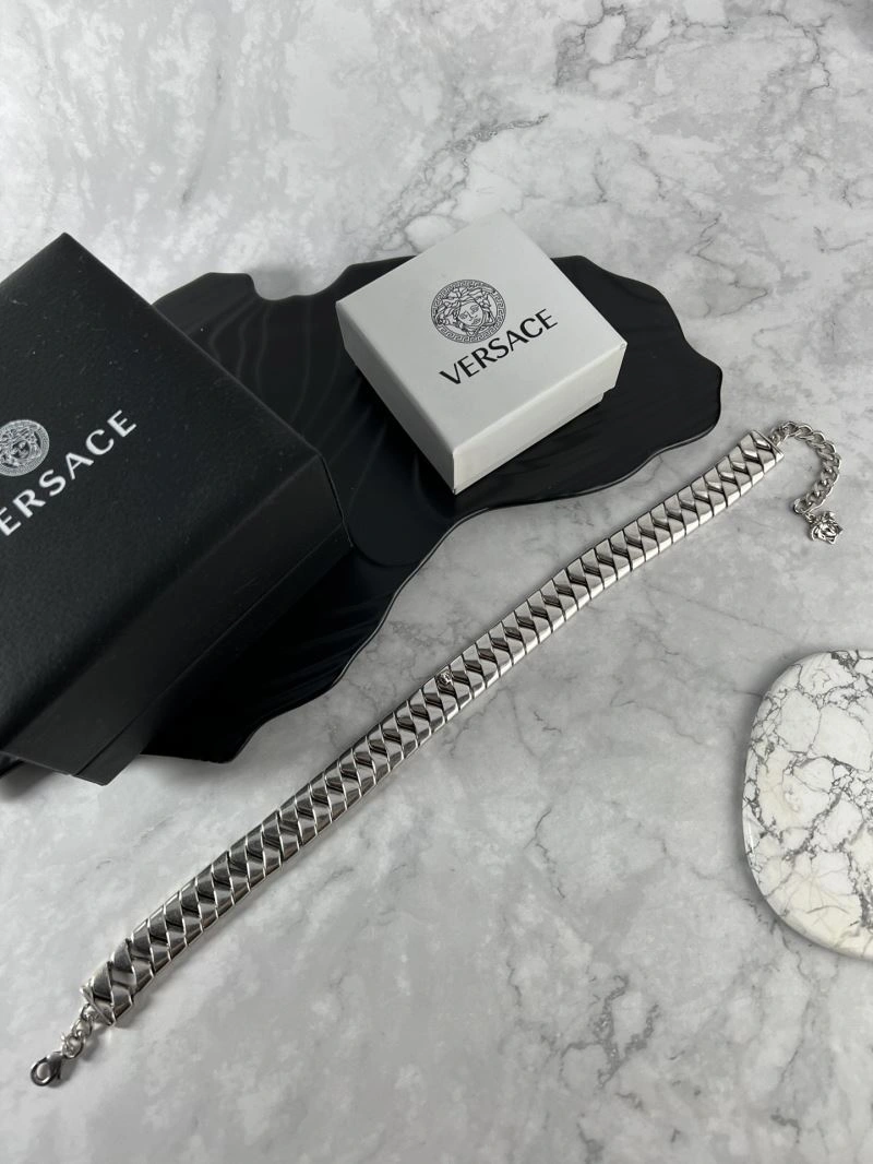 Casual Versace Bracelets 211028