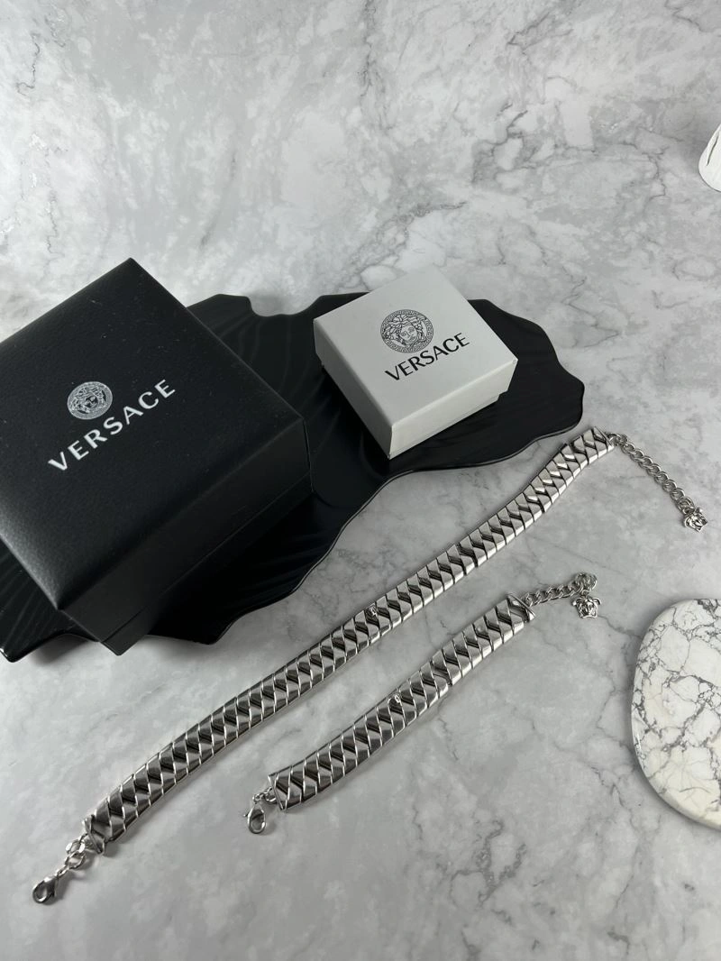 Casual Versace Bracelets 211028