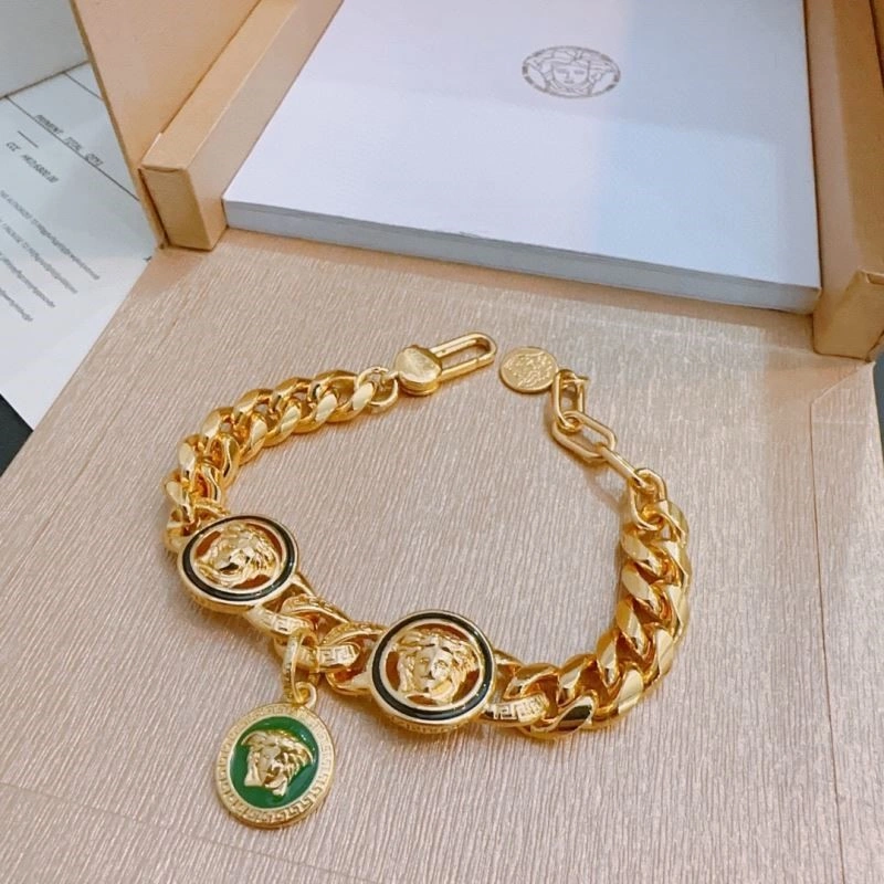 Versace Bracelets Trendsetting 210309