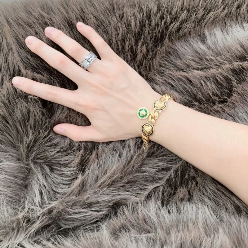 Versace Bracelets Trendsetting 210309