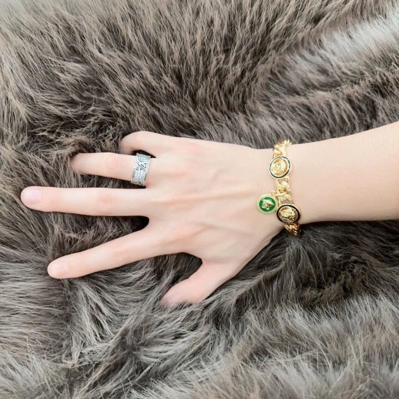 Versace Bracelets Trendsetting 210309