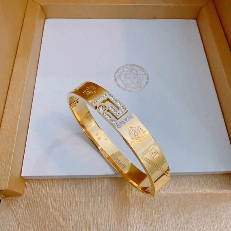 Versace Bracelets OnTrend 210394