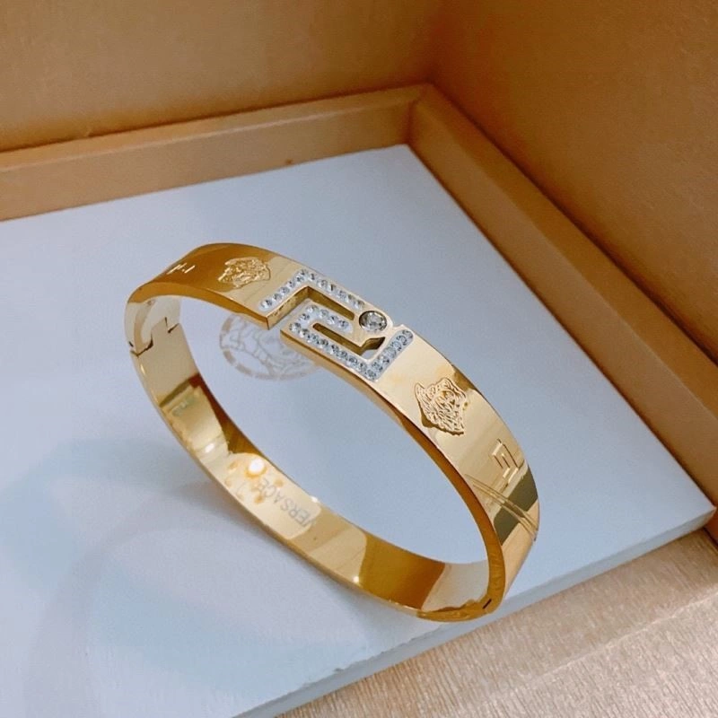 Versace Bracelets OnTrend 210394
