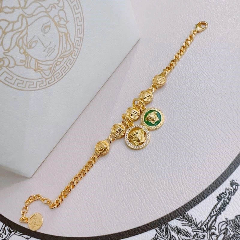 Refined Versace Bracelets 209617
