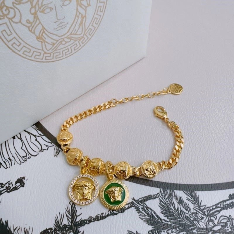Refined Versace Bracelets 209617
