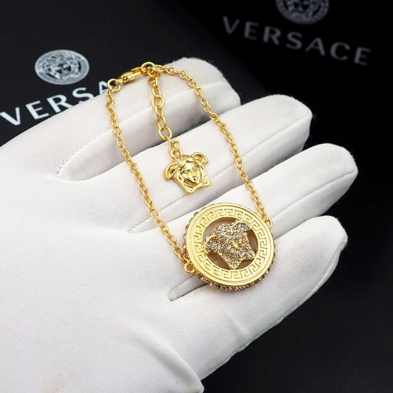 Trendy Versace Bracelets 209636