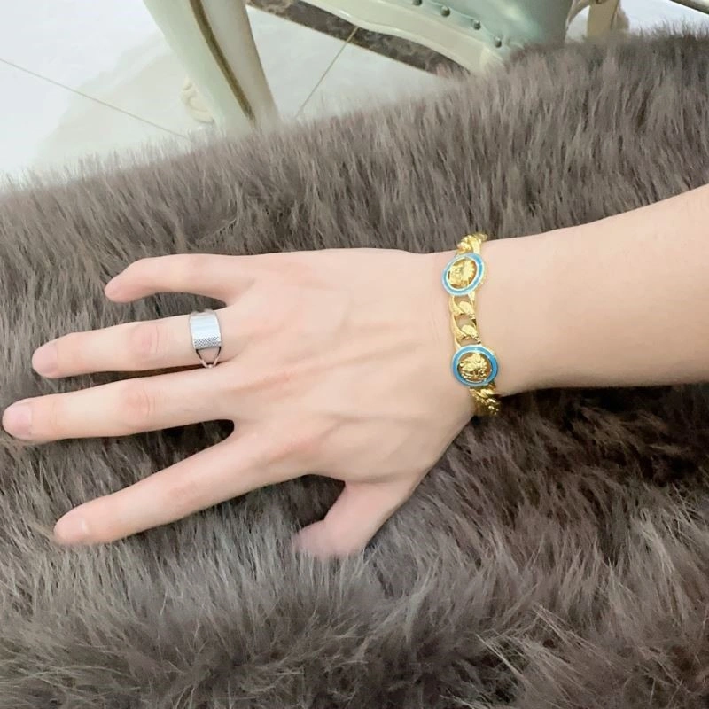 Classic Versace Bracelets 209121