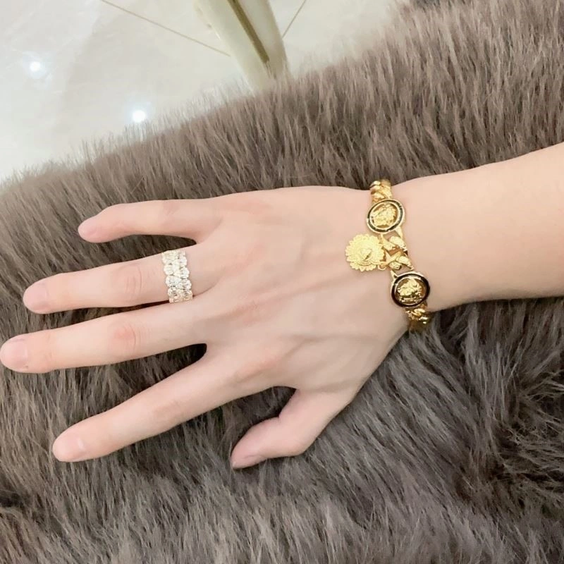 Modern Versace Bracelets 209037