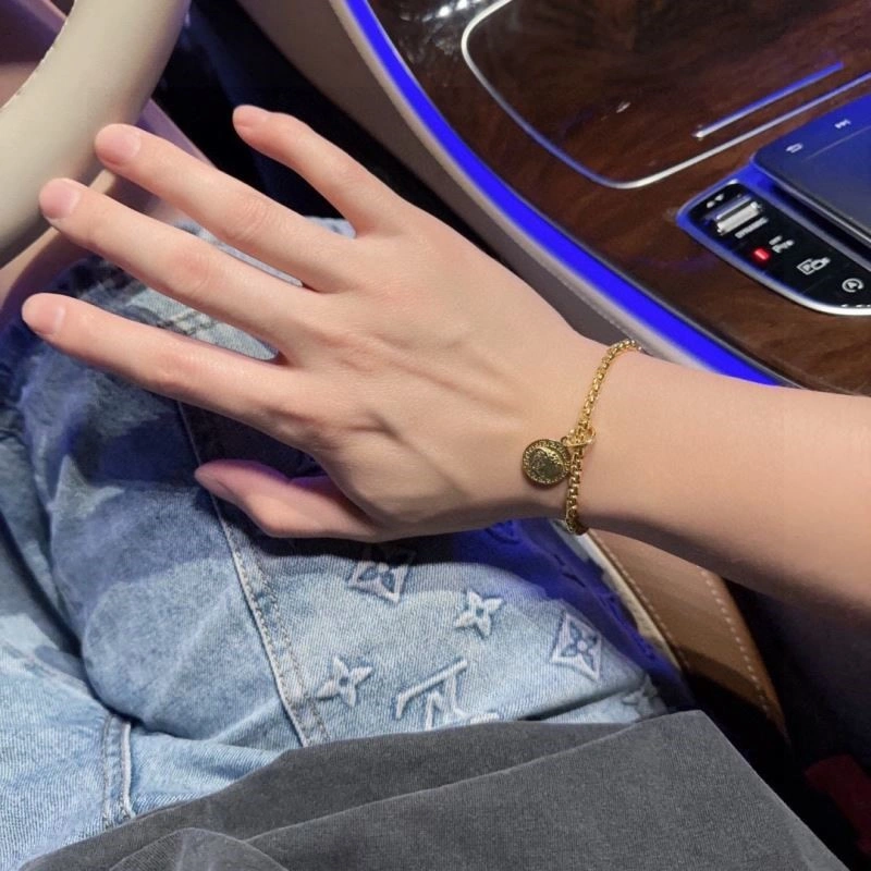 SoftTouch Versace Bracelets 208396