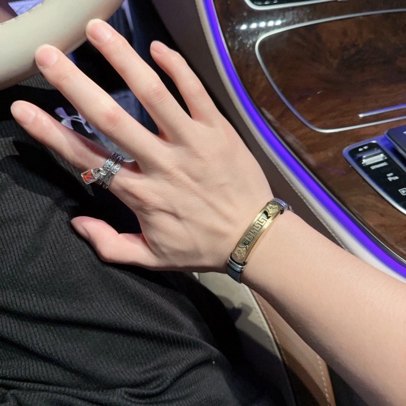Compact Versace Bracelets 207678