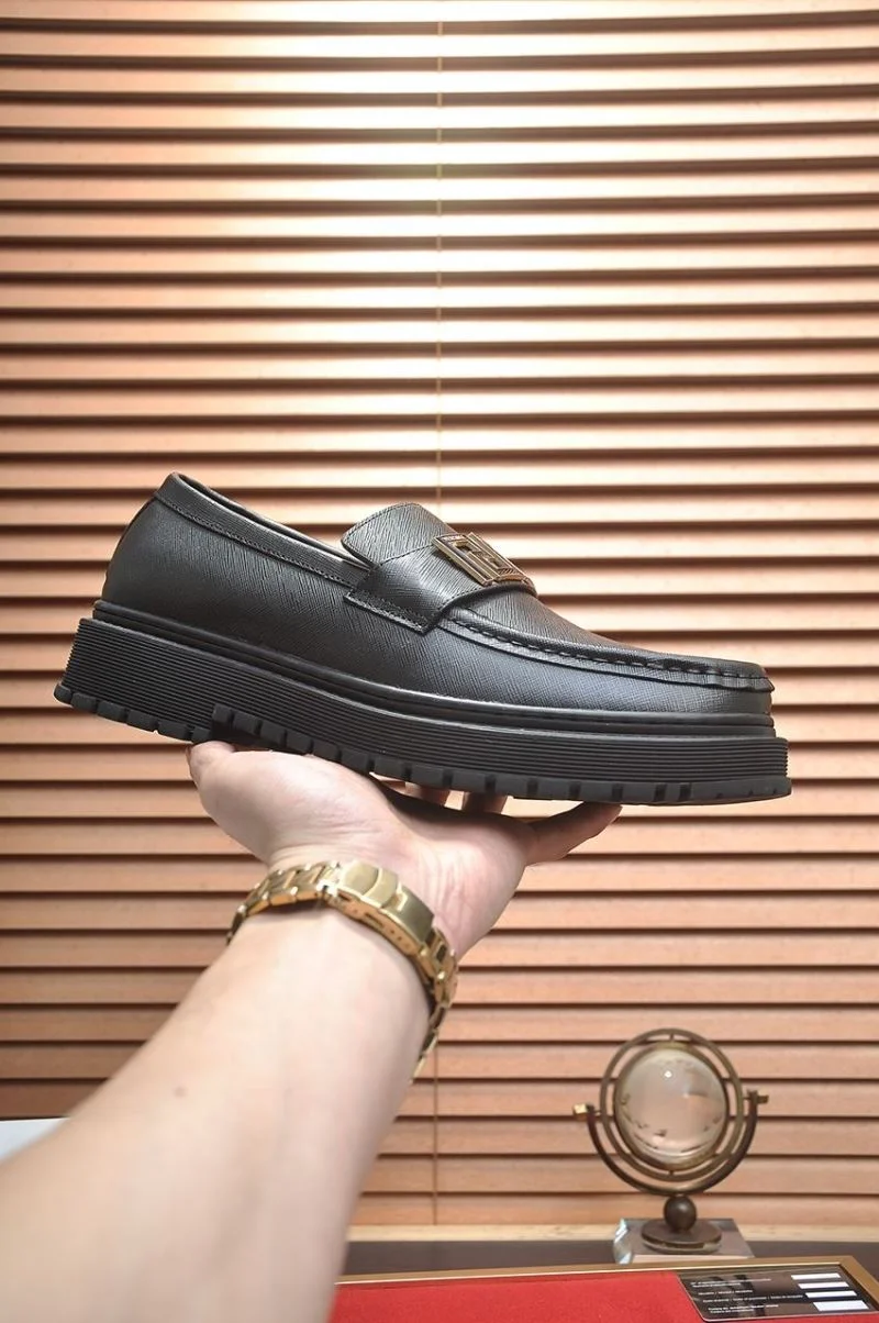 Functional Versace Business Shoes 37565