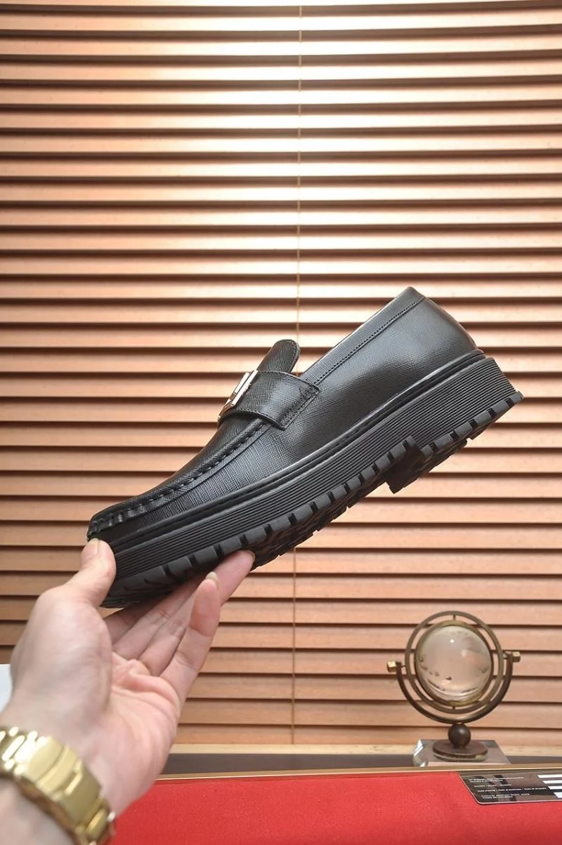Functional Versace Business Shoes 37565
