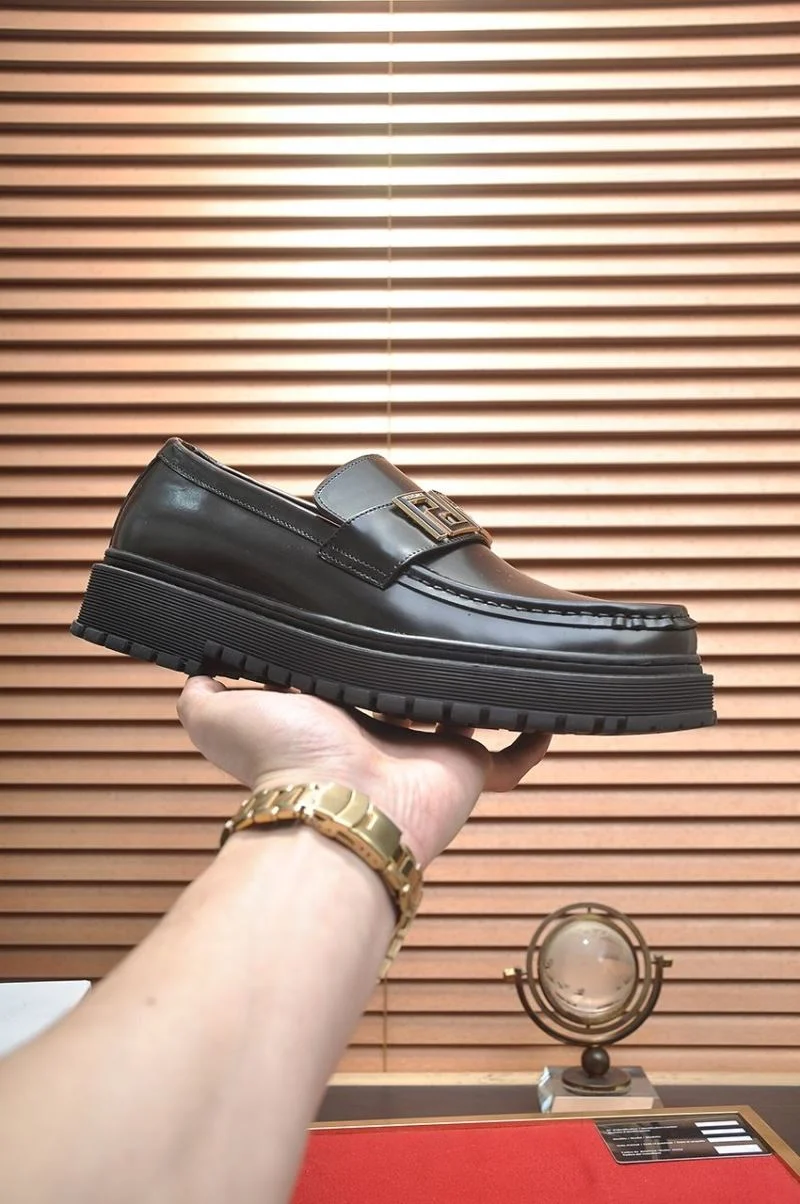 Durable Versace Business Shoes 37556