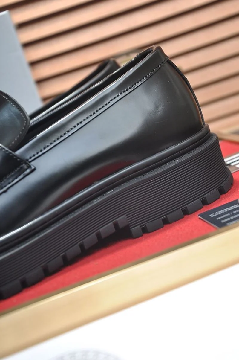 Durable Versace Business Shoes 37556