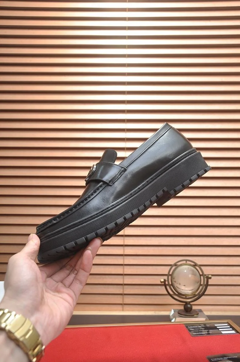 Efficient Versace Business Shoes 37555