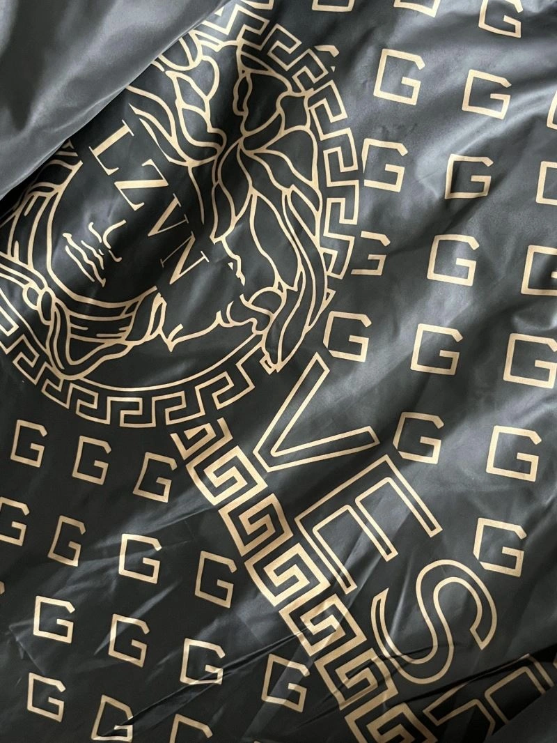 Sustainable Versace Down Jackets 175786