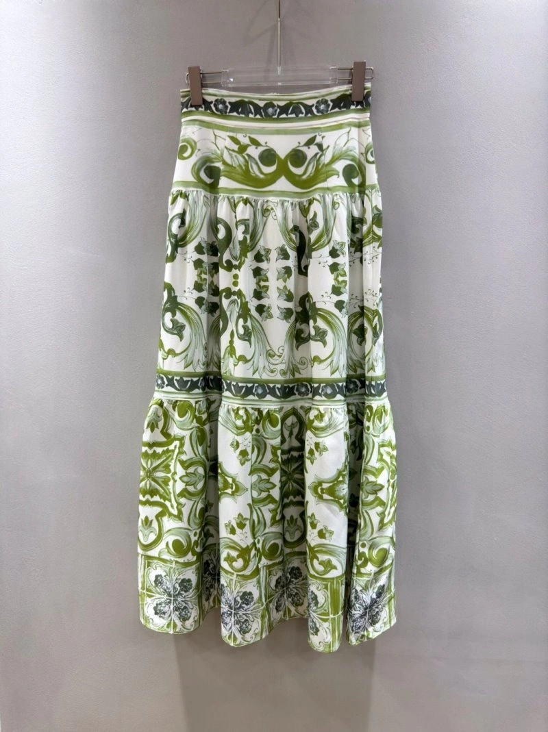 Effortless Versace Dress Suits 175056