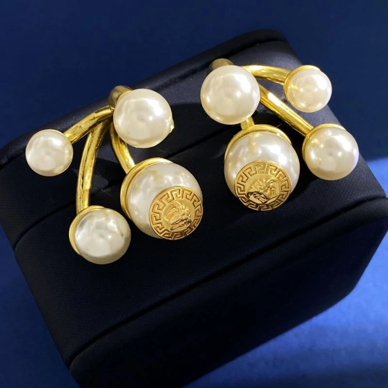 Reliable Versace Earrings 213186