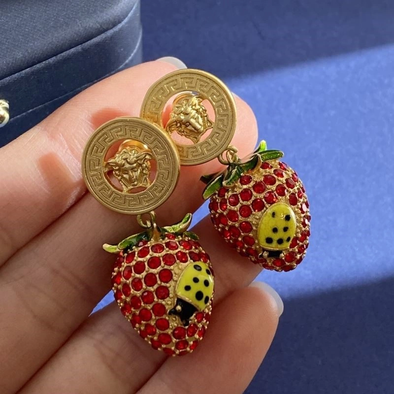 Versace Earrings Premium 210298