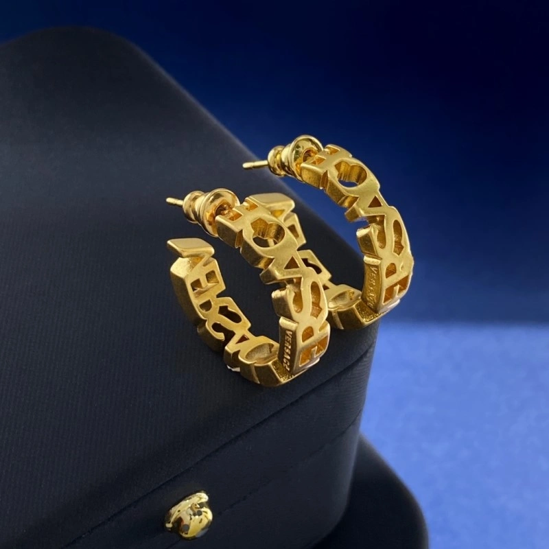 Fashionable Versace Earrings 208373