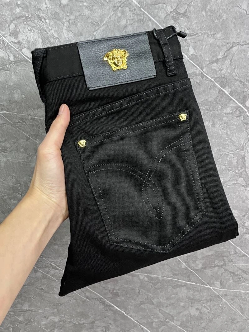 Elegant Versace Jeans 175700