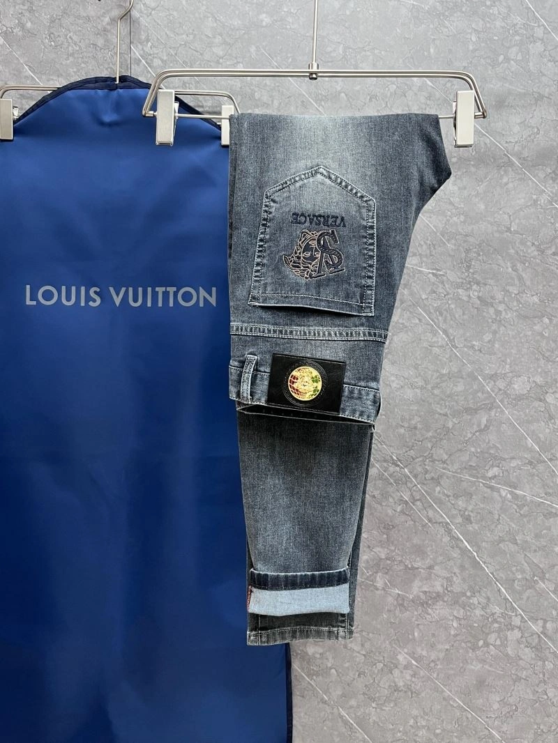 GoAnywhere Versace Jeans 175686