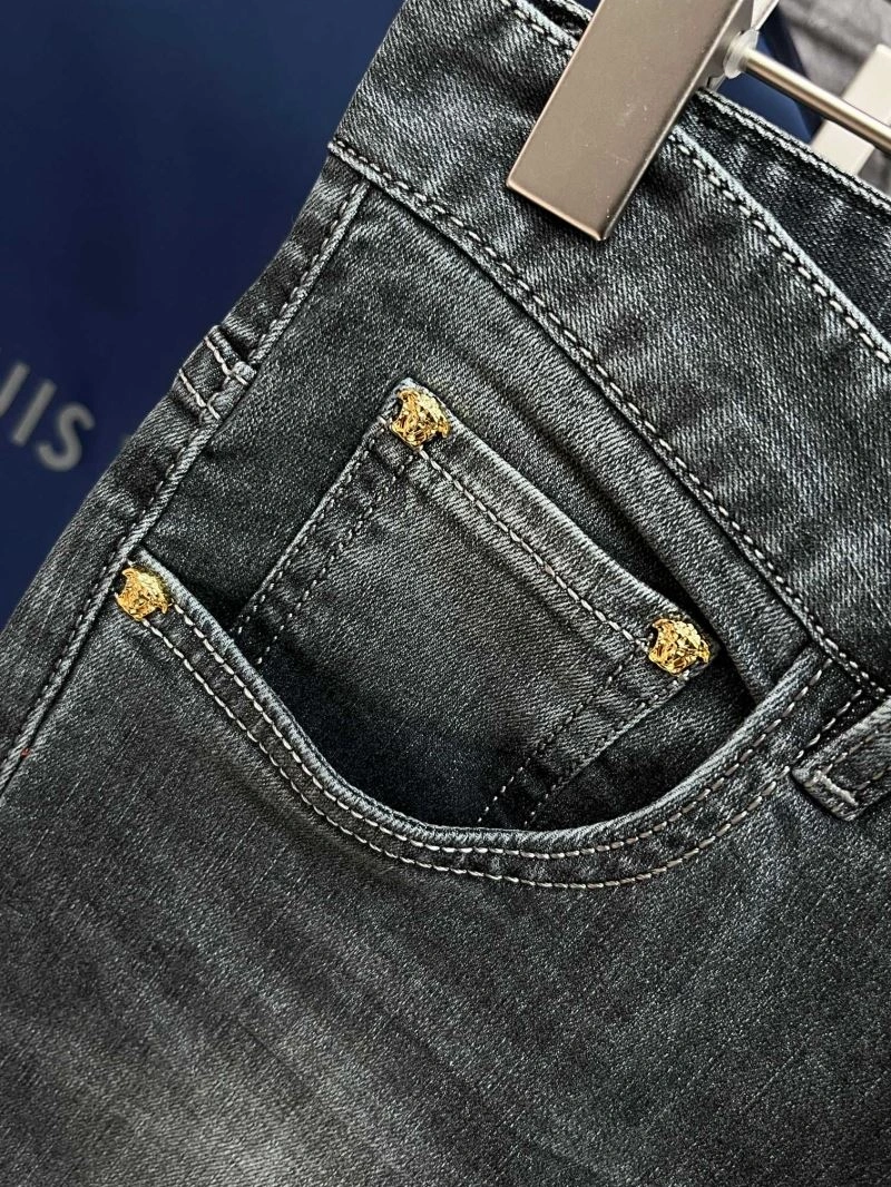 GoAnywhere Versace Jeans 175686