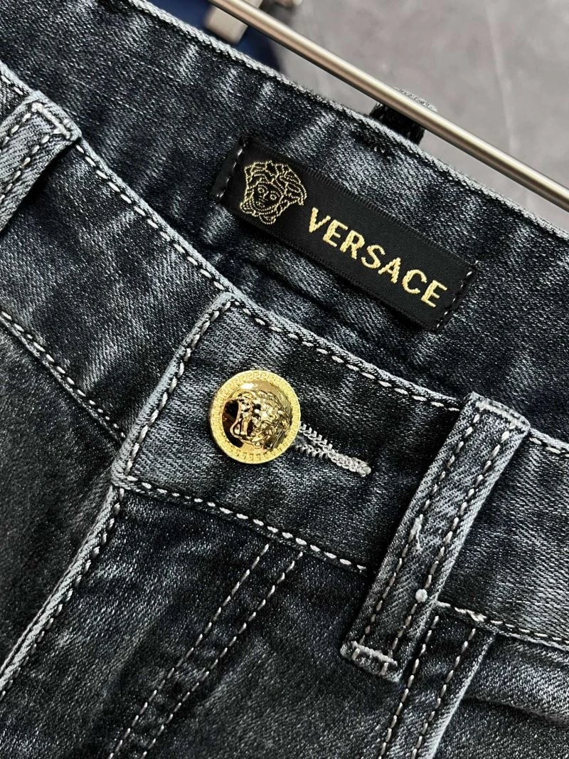 GoAnywhere Versace Jeans 175686