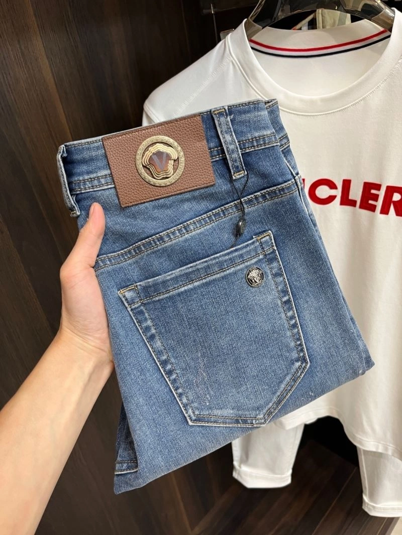Youthful Versace Jeans 175540