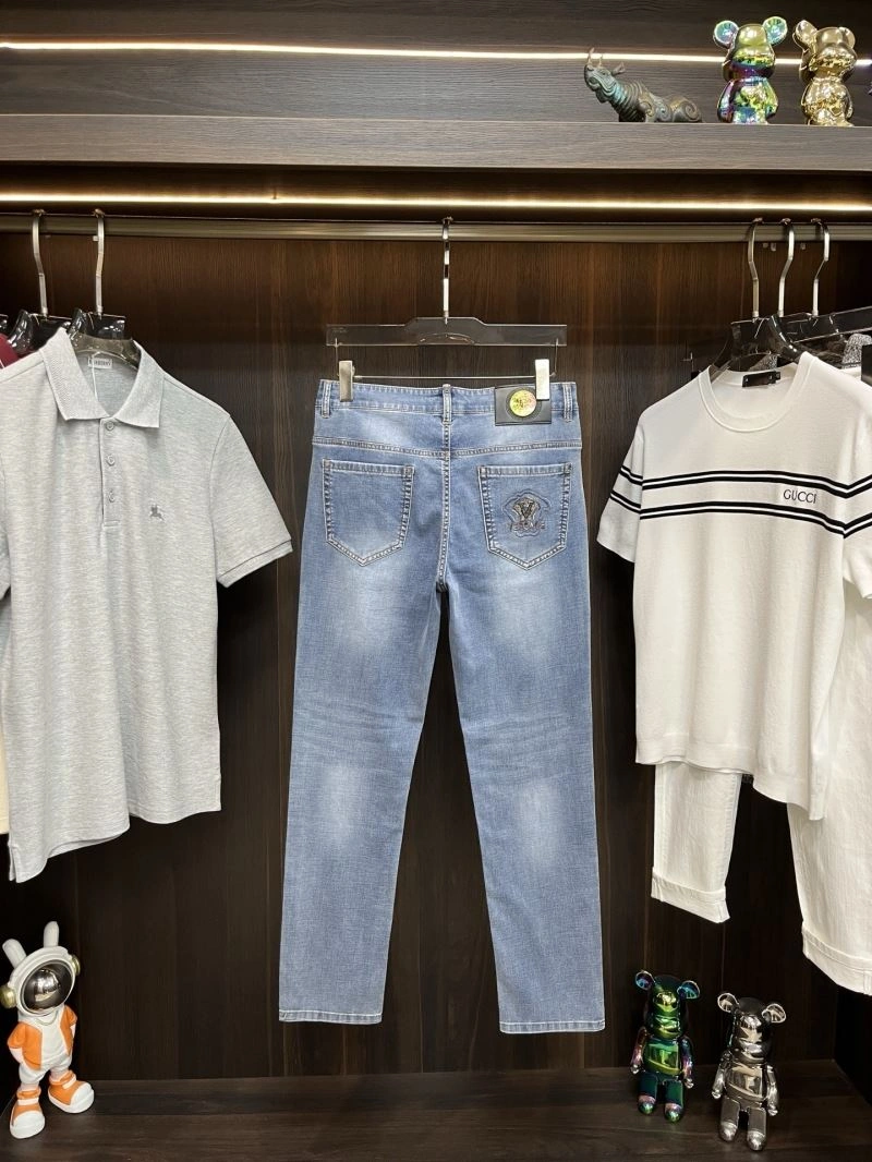 Bright Versace Jeans 175529