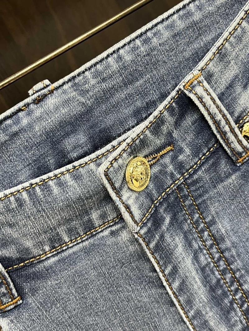 Bright Versace Jeans 175529