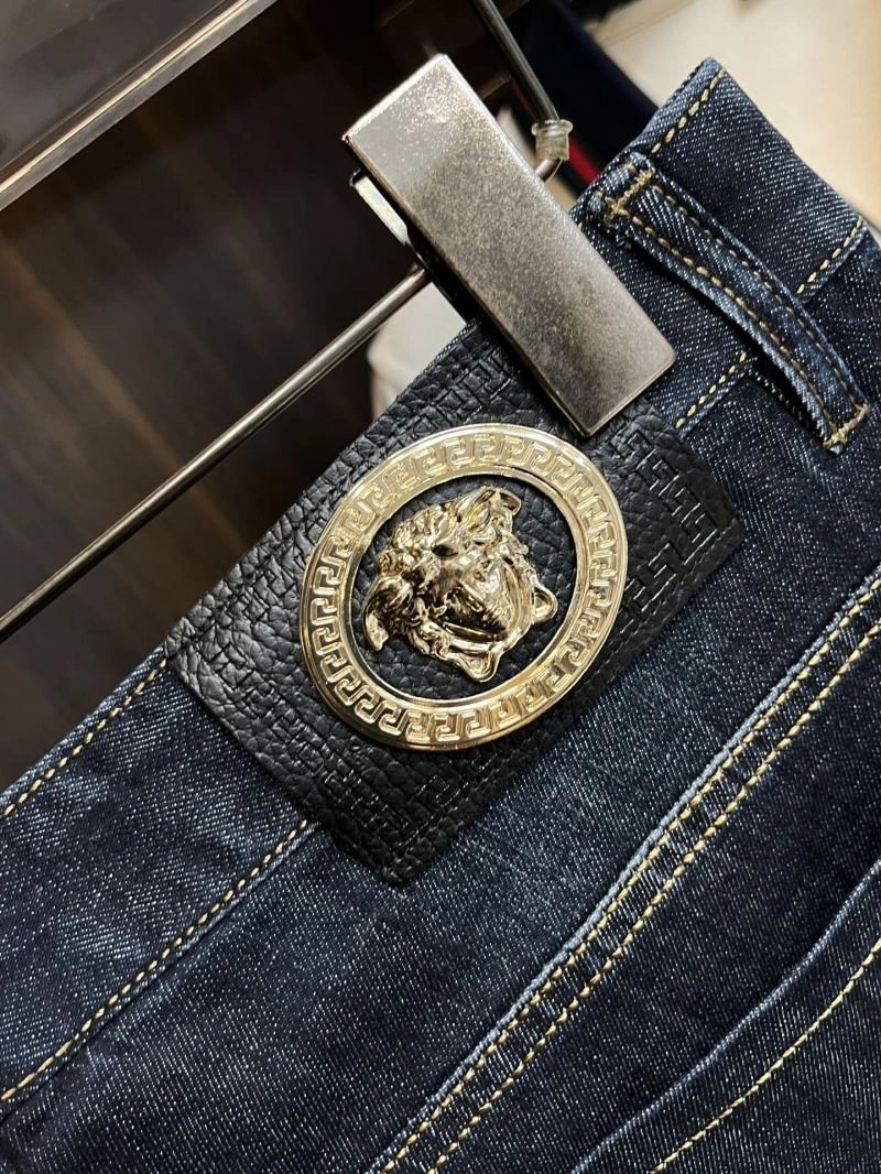 Sleek Versace Jeans 175528