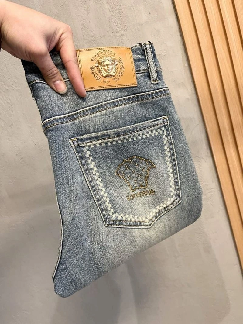 Bright Versace Jeans 175407