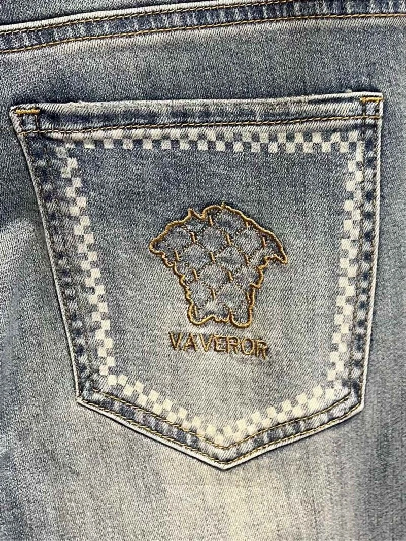 Bright Versace Jeans 175407