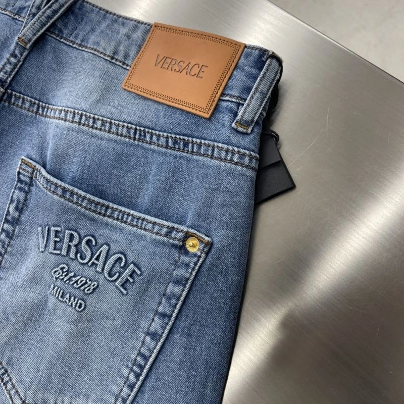 HighPerformance Versace Jeans 175388