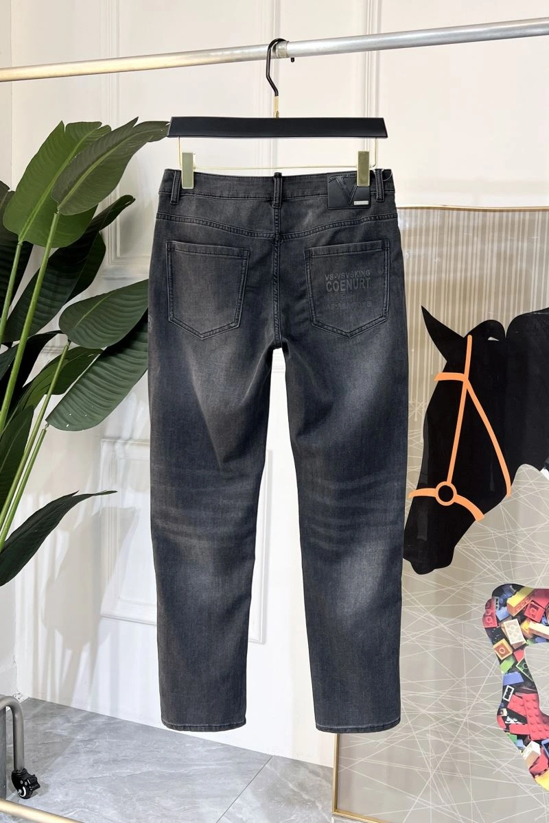 Versatile Versace Jeans 175309