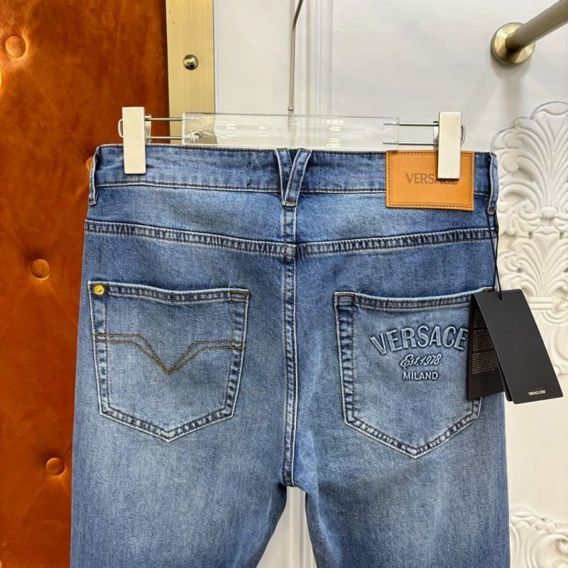 GoAnywhere Versace Jeans 175298