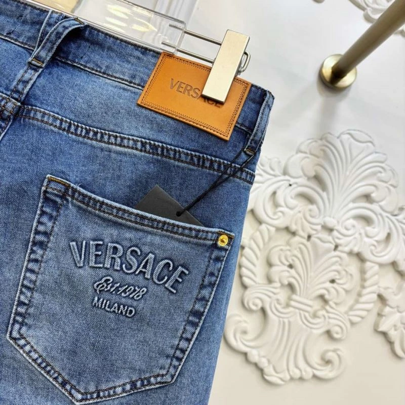 GoAnywhere Versace Jeans 175298