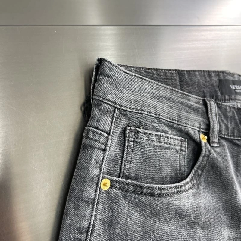 Vibrant Versace Jeans 175301