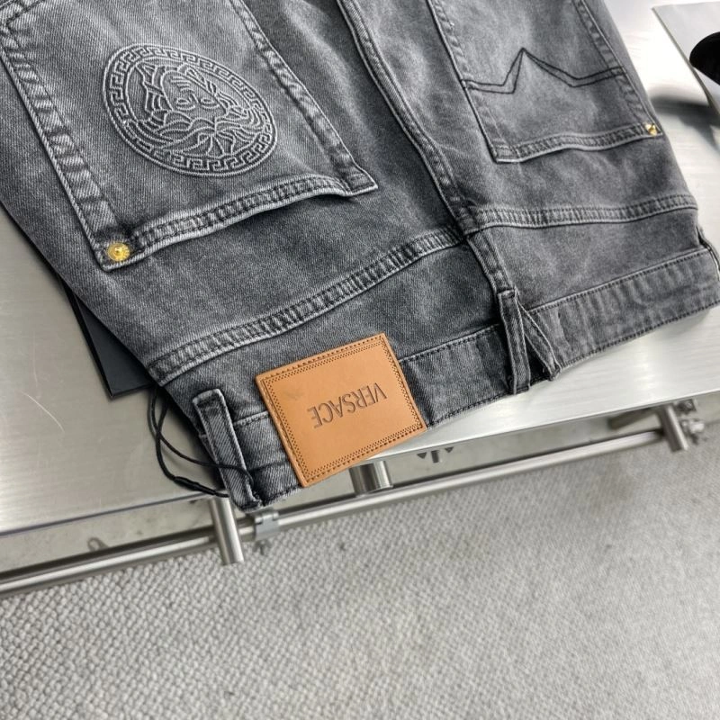 Vibrant Versace Jeans 175301